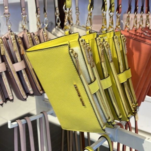 Michael Kors Jet Set Travel Large Double Zip Leather Wristlet Sunshine Yellow - Picture 15 of 16